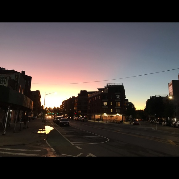 Hi! - Picture 1 of 1